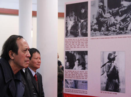 Triển lãm 103 bức ảnh về Đại tướng Võ Nguyên Giáp